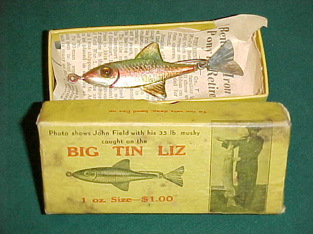 Nice Antique Fred Arbogast Tin Liz Metal Minnow Lure With Glass Eyes & Box  - Antique Mystique