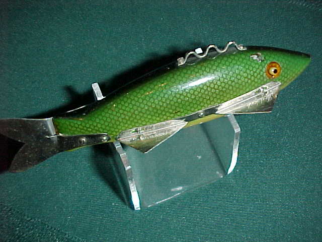 Vintage 3 1/2 Heddon Dowagiac plastic Spook Minnow - AAA Auction and Realty