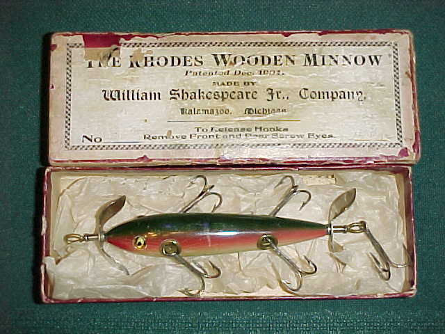 Vintage Fishing Lure Shakespeare Minnow Glass Eyes