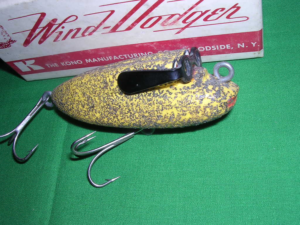 2 VINTAGE PACHNER & KOLLER FISHING LURES IN THE BOX